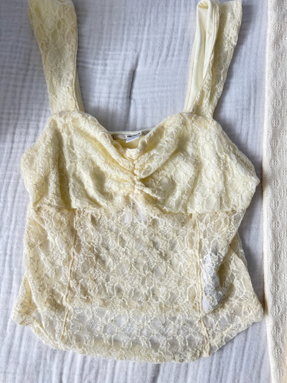 Kimchi Blue Ivory Lace Chemise